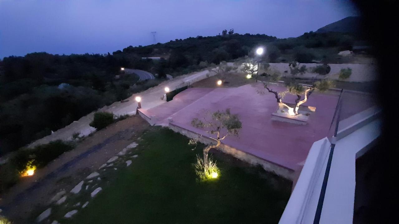 Georgioupoli Studio 2 With A Pool And Lake Views 외부 사진